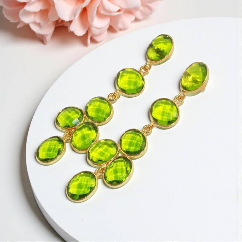 63 X 19 Mm Facettierte Peridot Quarz Ohrringe Bezel Set Lange Sechs Stein Brautjungfer Hochzeitsohrringe Party Wear Geschenkidee von RareGemsNJewels
