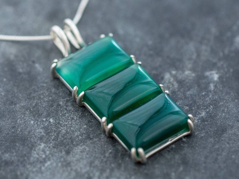 Grüner Aventurin Anhänger, Grüner Achat Natürlicher Aventurin, Rechteck Stein Statement Einzigartiger Anhänger von RarebyAdinaStone