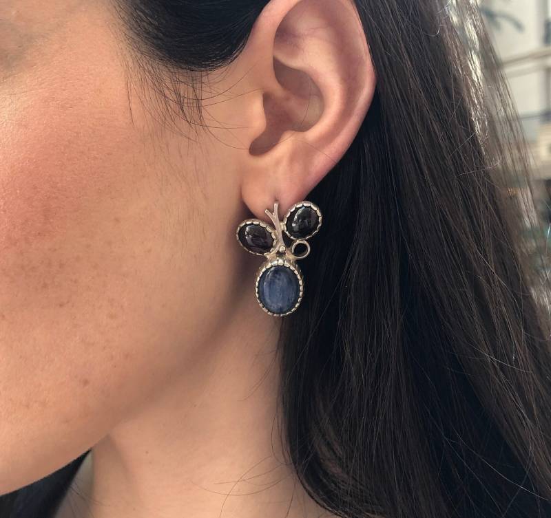 Kyanit Ohrringe, Granat Januar Geburtsstein, Silberblatt Schwere Blaue Vintage Massive Silber Ohrringe von RarebyAdinaStone