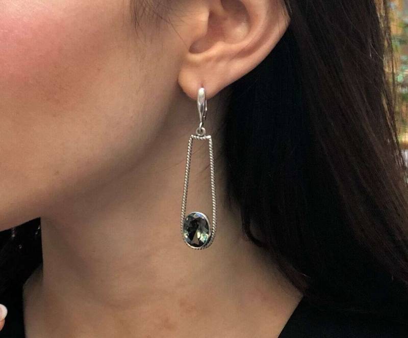 Lange Diamant Ohrringe, Erstellt Grüner Diamant, Lange Grüne Designer Atemberaubende Statement Silber Ohrringe von RarebyAdinaStone