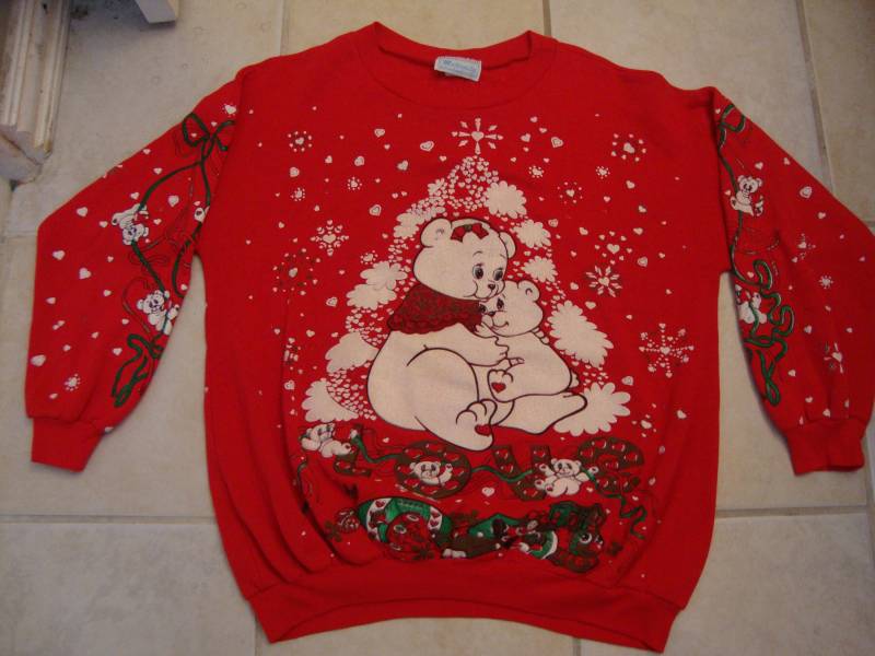 Vintage 80Er Jahre Love Eisbär Urlaub Weihnachten All Over Print Crewneck Sweatshirt Größe M von RareshirtVintage