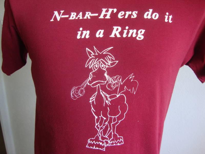 Vintage 80Er Jahre N-Bar-H'ers Tun Es in Einem König Esel Rot T Shirt Größe S von RareshirtVintage