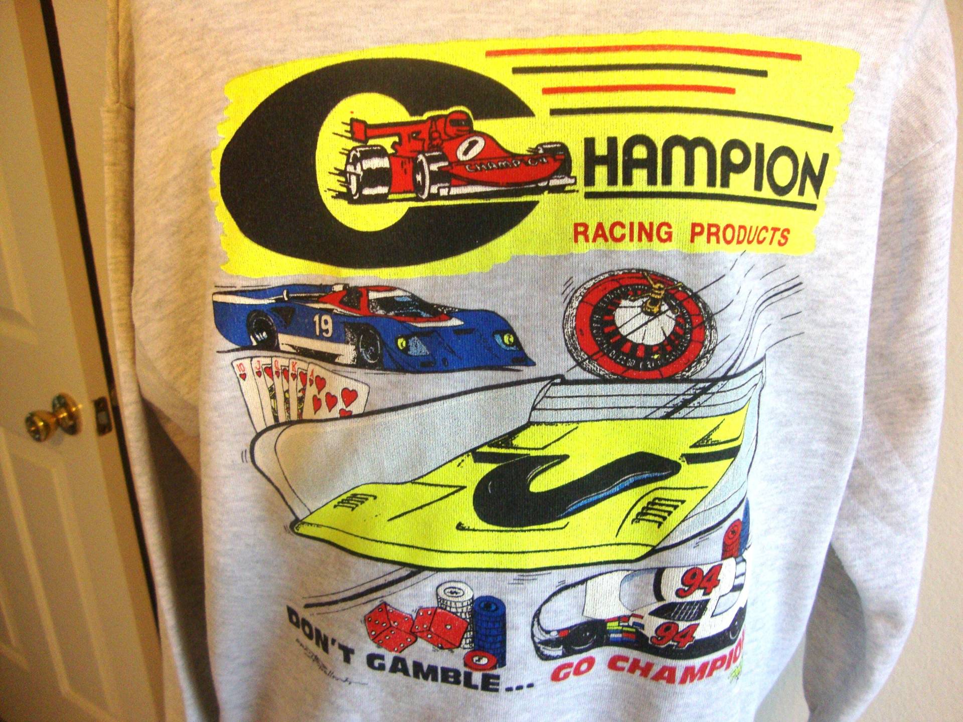 Vintage 90Er Jahre Champion Racing Produkte Don't Gamble Graues Sweatshirt Mit Rundhalsausschnitt Grösse L von RareshirtVintage