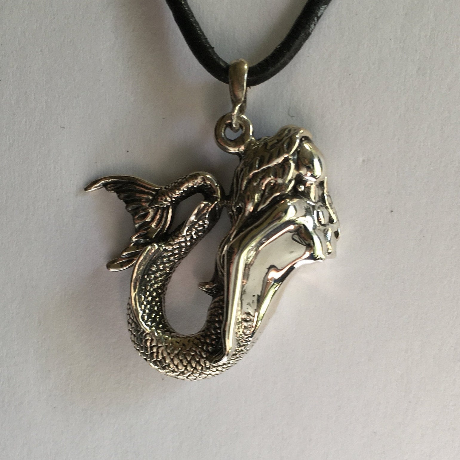 Handgemachte Sterling Silber Meerjungfrau Anhänger, Sirene Halskette von RasnickJewelry