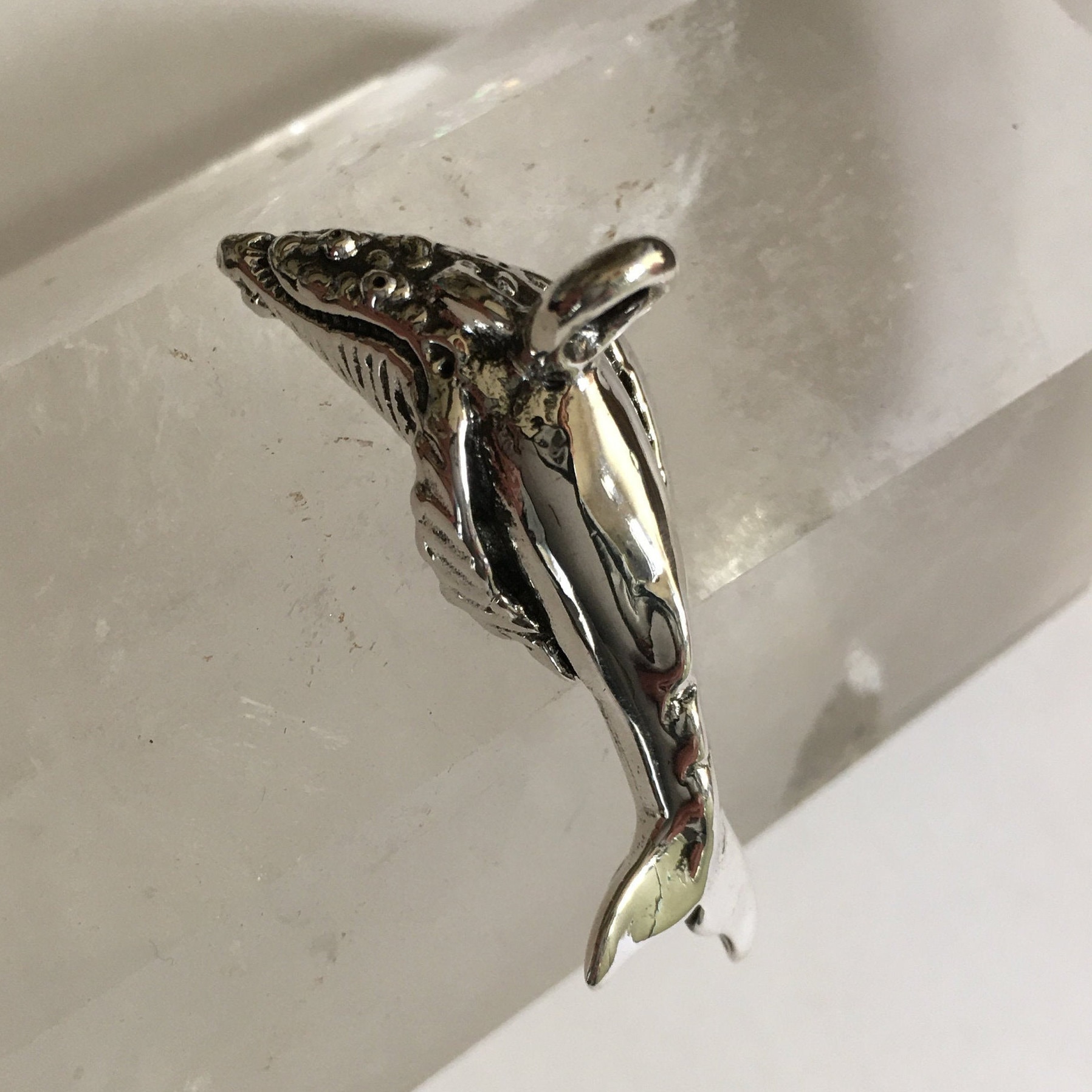 sterling Silber Buckelwal Anhänger, 3D Ozean Schmuck von RasnickJewelry