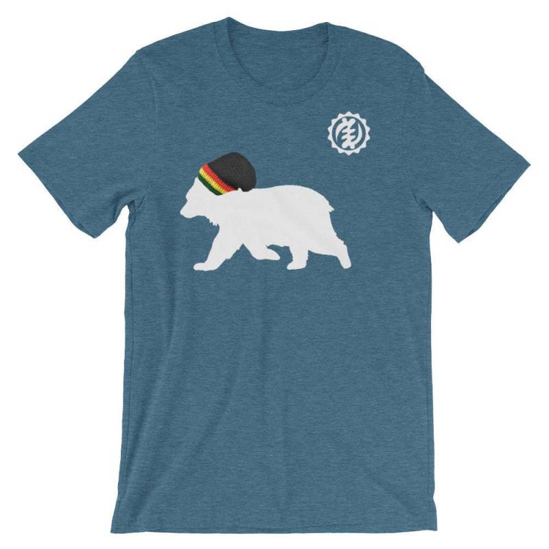 Rasta Bär Chilling, Kurzärmeliges Unisex T-Shirt von RastaBearStudio