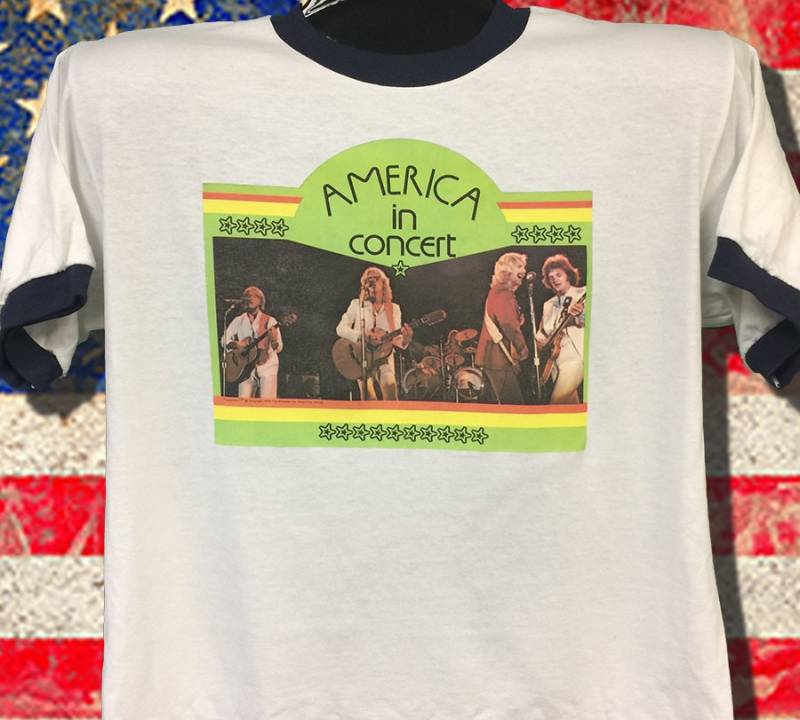 America in Concert Nos Sehr Seltene Überführung Über 30 Jahre Gelagert. Gedruckt Auf Super Weichem Und Dünnen Navy Ringer. Alle Größen Halten von RatsHole