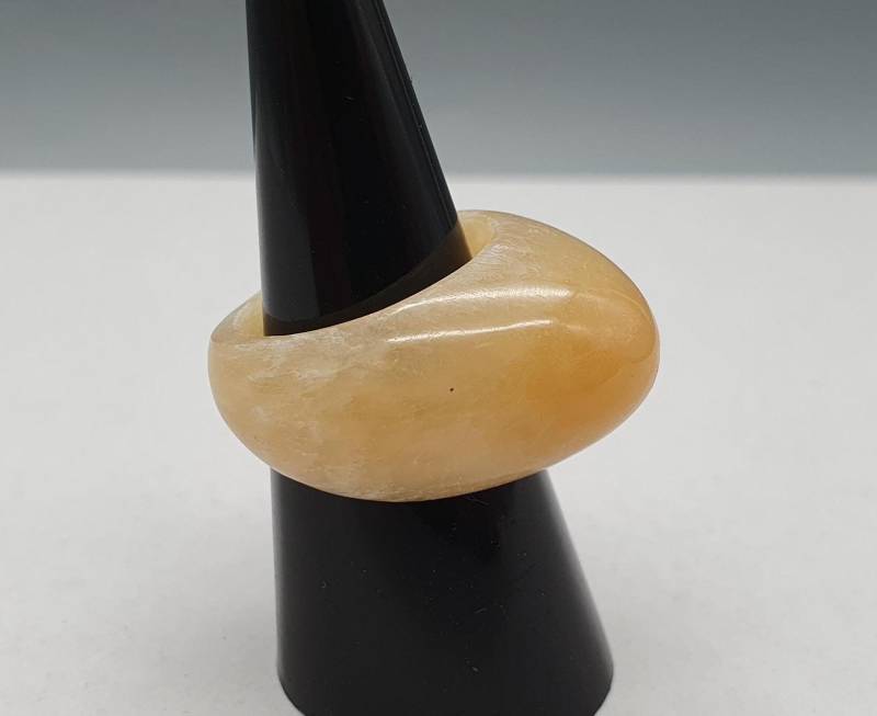 Calcit Ring Edelsteinring Ca. 10G Verschiedene Größen D16, D17, D18, D19 von RauchundOel