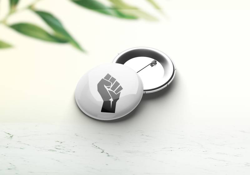 Button Pin Black Faust/Blm Poc Pride Statement von Rauschkomplex