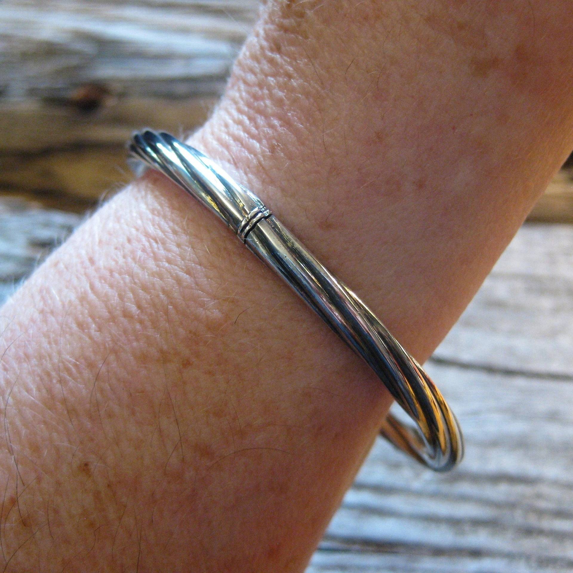 Schweres Gedrehtes Sterlingarmband, Vintage Italienisch. Passend Für Bis Zu 20 cm. Boho Hippy Chic Retro Statement. Stack It von RavenHillArt