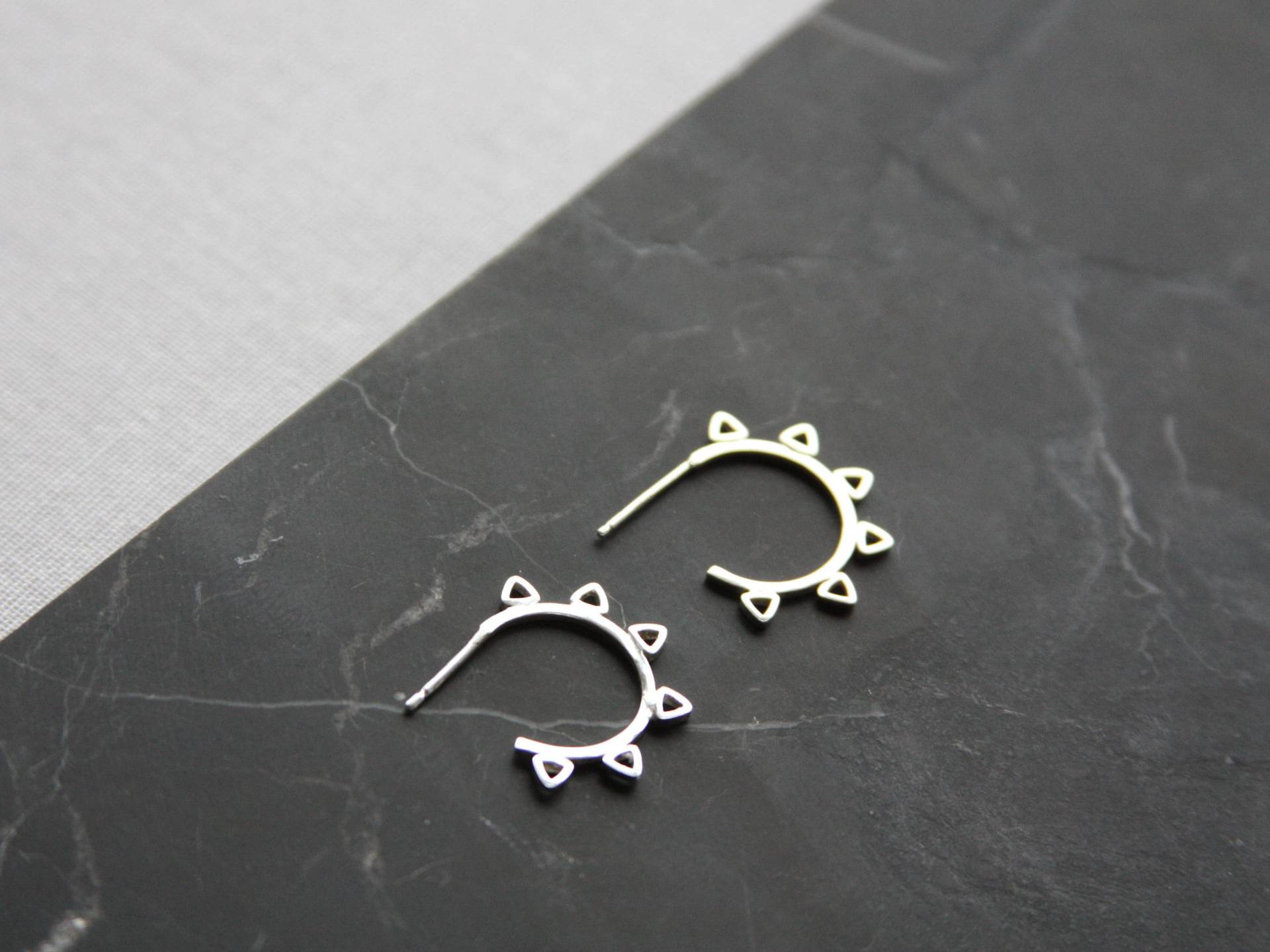 Neu Silber Dreieck Reifen Neu Silber Dreieck Reifen von RavenTusonJewellery
