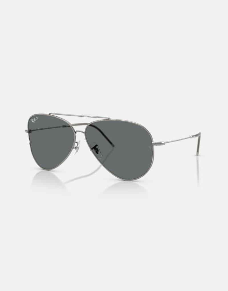 Ray-Ban - Aviator - Polarisierte Piloten-Sonnenbrille in Gunmetal-Grau mit grauen Gläsern von Ray-Ban