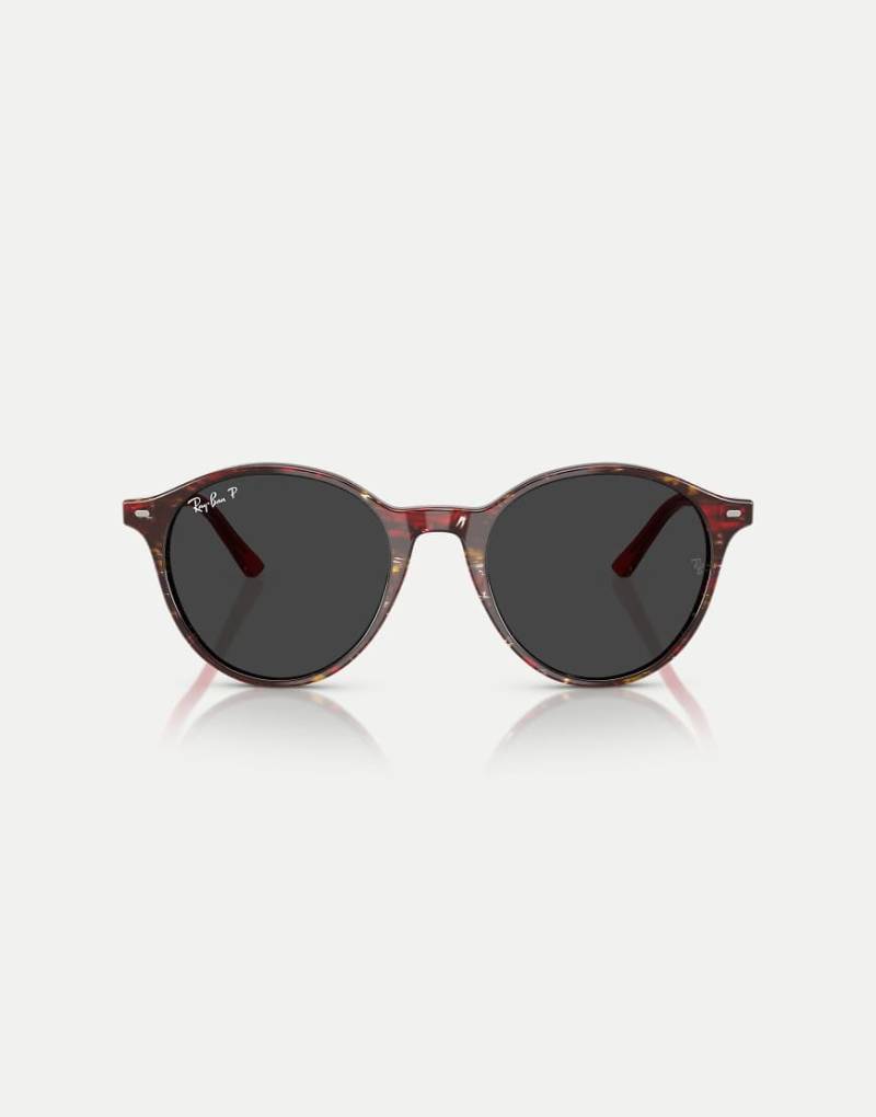 Ray-Ban - Bernard Phantos - Polarisierte Sonnenbrille in transparentem Fantasy-Rot mit schwarzen Gläsern von Ray-Ban