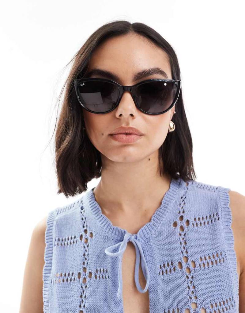 Ray-Ban - Große, runde Sonnenbrille in Schwarz von Ray-Ban