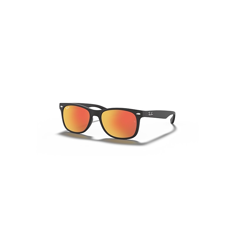 Ray-Ban New Wayfarer Kids Sonnenbrillen Schwarz Fassung Rot Glas 47-15 von Ray-Ban