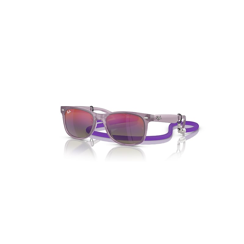 Ray-Ban New Wayfarer Kids Summer Capsule Sonnenbrillen Opal Violett Fassung Blau Glas 47-15 von Ray-Ban