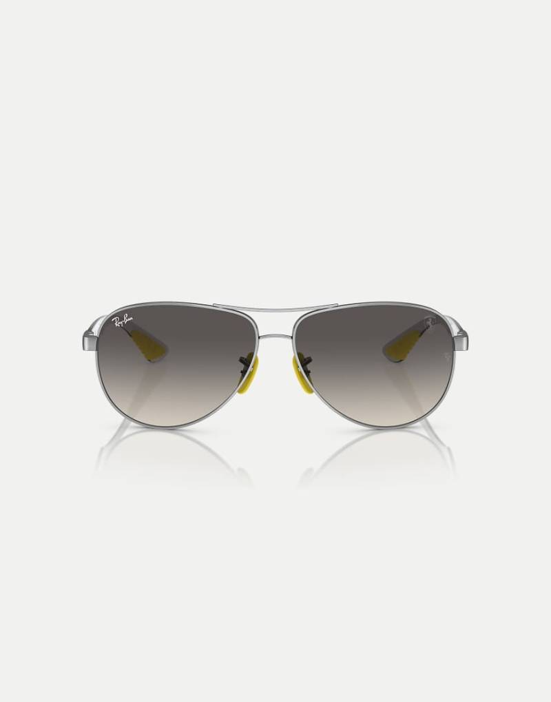 Ray-Ban - Rb8331m - Scuderia Ferrari Collection - Piloten-Sonnenbrille in Silber mit grauen Gläsern von Ray-Ban