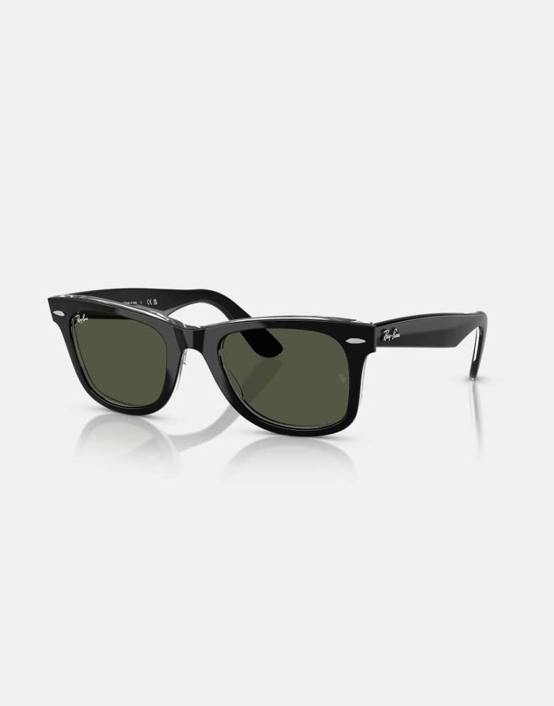 Ray-Ban - Wayfarer - Eckige Sonnenbrille in Schwarz auf Transparent mit grünen Gläsern von Ray-Ban