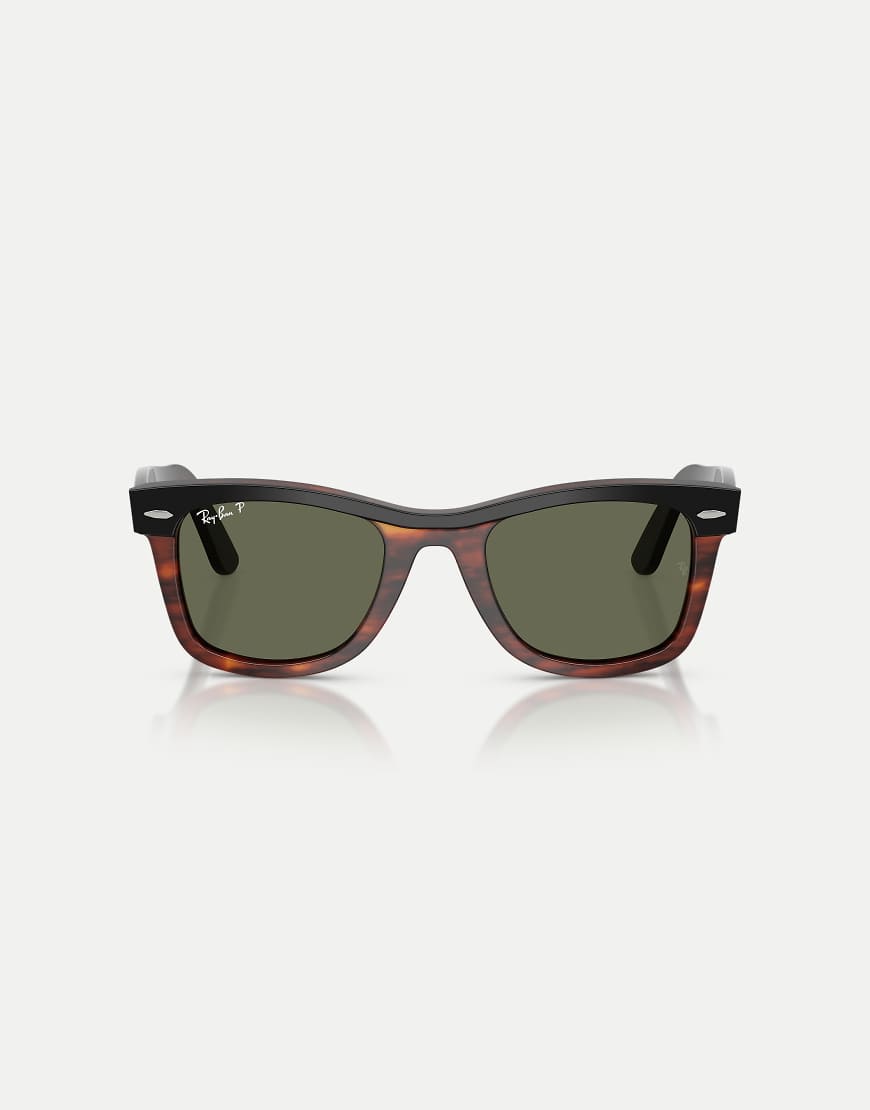 Ray-Ban - Wayfarer Street Neat - Eckige, polarisierte Sonnenbrille in Schwarz auf Havana mit grünen Gläsern Ray-Ban - Wayfarer Street Neat - Eckige, polarisierte Sonnenbrille in Schwarz auf Havana mit grünen Gläsern von Ray-Ban