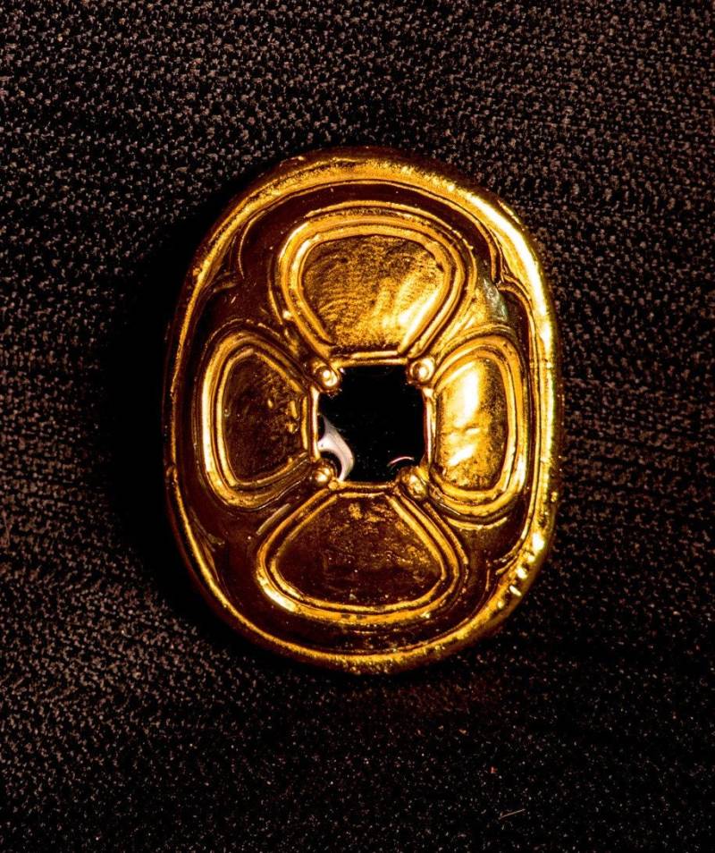 16. Jh. Brosche - Y-95 von RaymondsQuietPress