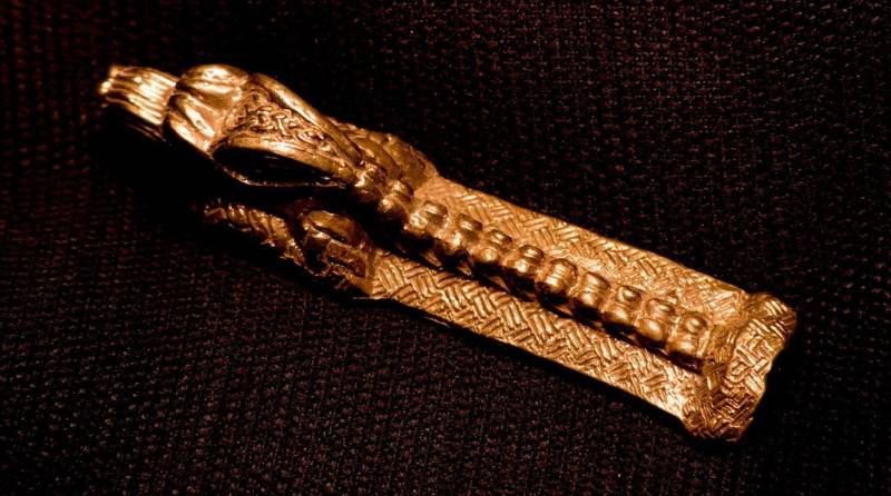 Flaschenöffner - Drachenkopf D-01 von RaymondsQuietPress