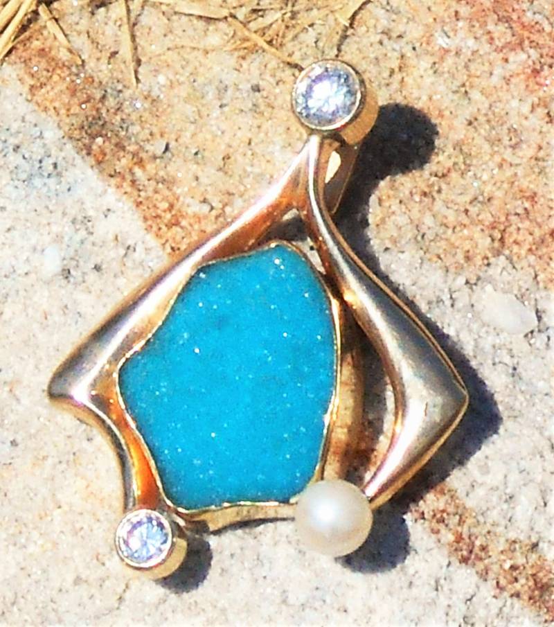 Individuelle, 14 K Gelb, Gold, Edelstein Qualität Ray Mine Crysocolla, Diamanten, Folie/Anhänger von RcarrByRhonda