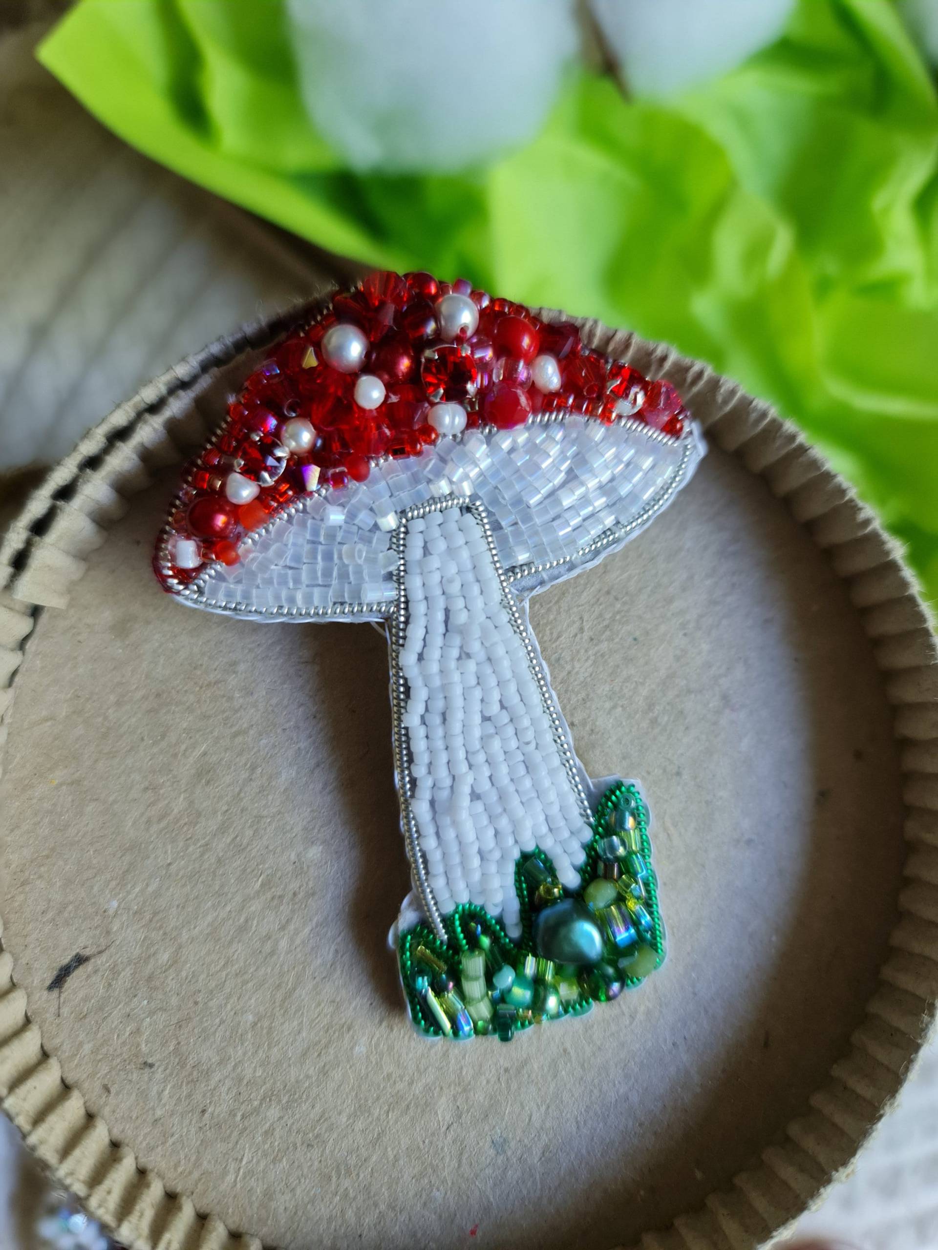 Amanita Pilz Brosche, Pflanzen Pin Geschenk Zum Muttertag von RdjewelryDesigns