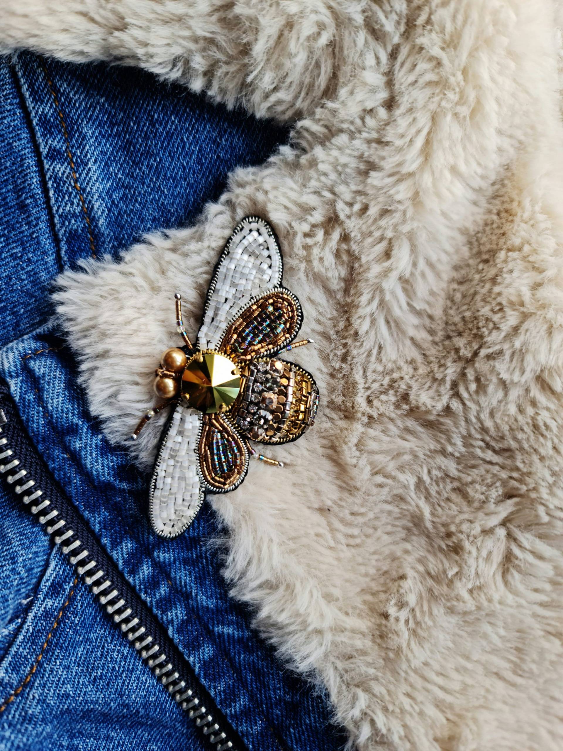 Biene Perlen Brosche, Anstecknadel, Broschen Für Frauen Biene Perlen Brosche, Anstecknadel, Broschen Für Frauen von RdjewelryDesigns