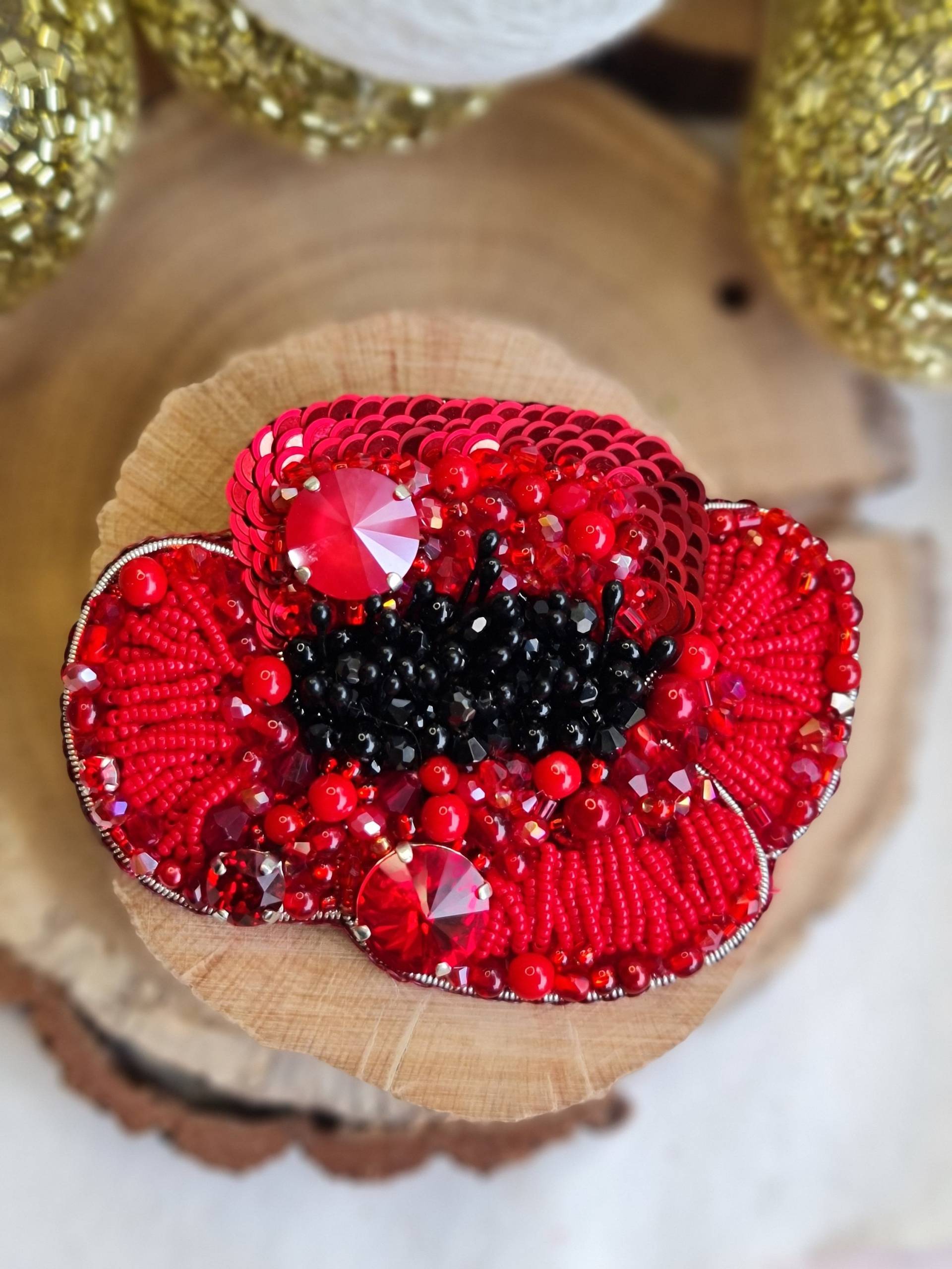 Blumen Brosche, Rote Große Mohn Kristall Anstecknadel von RdjewelryDesigns