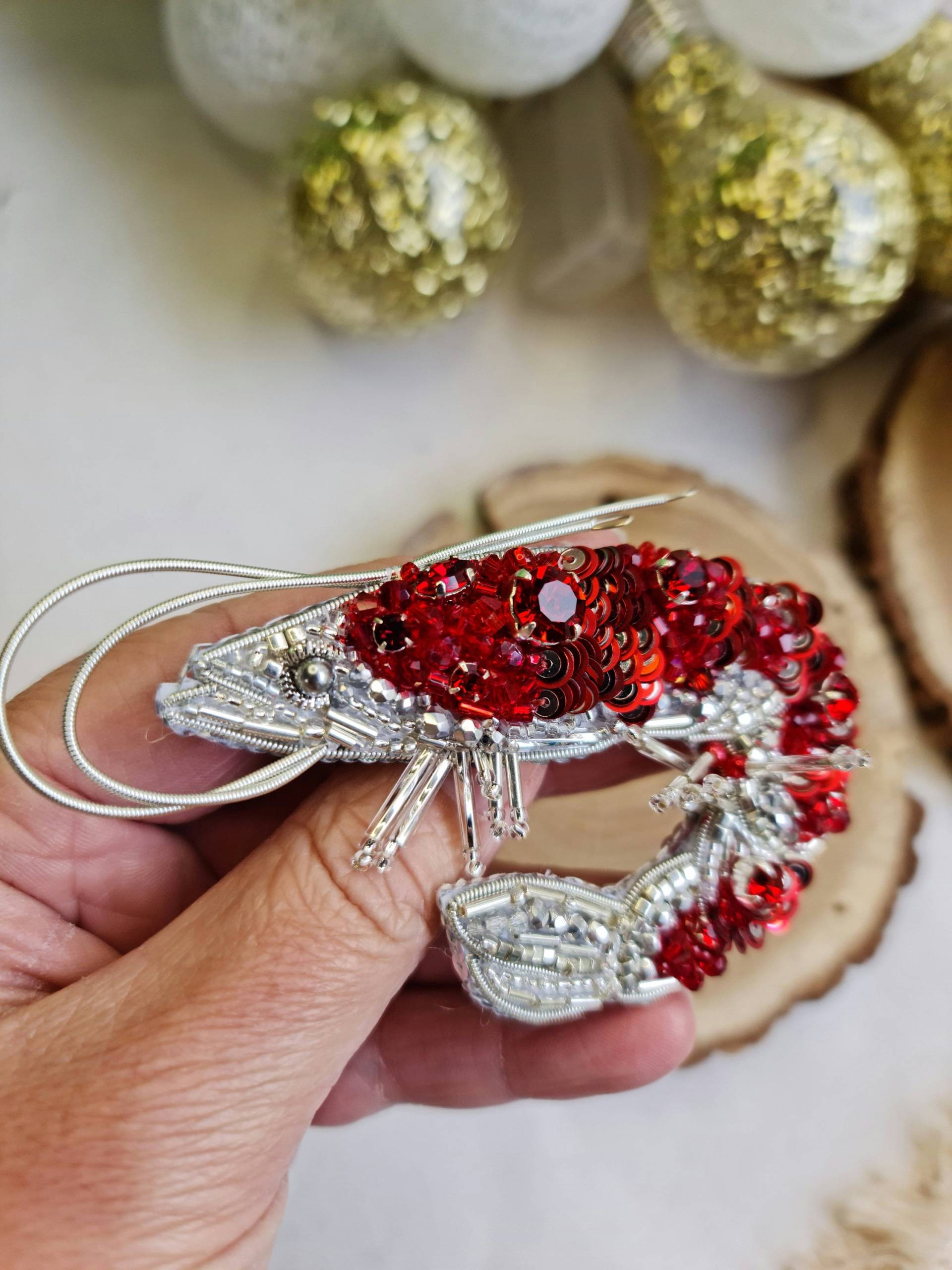 Garnelen Tier Brosche, Perlen Secret Santa Geschenk Garnelen Tier Brosche, Perlen Secret Santa Geschenk von RdjewelryDesigns