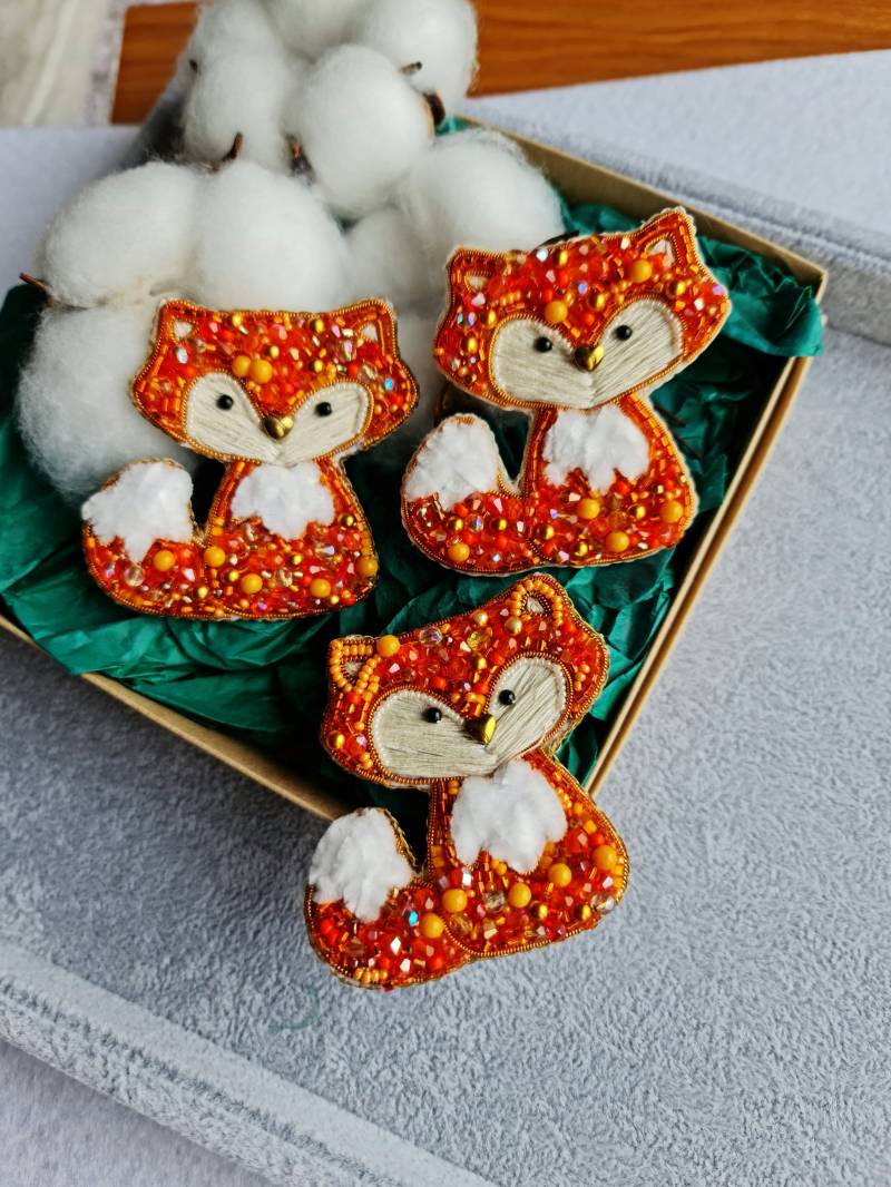 Geschenkset Fuchsbrosche, Perlenfuchs Anstecker von RdjewelryDesigns