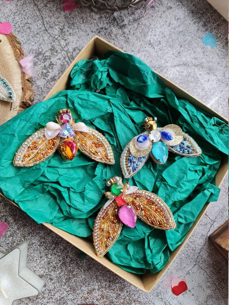 Mottenbrosche, Bestickte Insektenbrosche Mottenbrosche, Bestickte Insektenbrosche von RdjewelryDesigns
