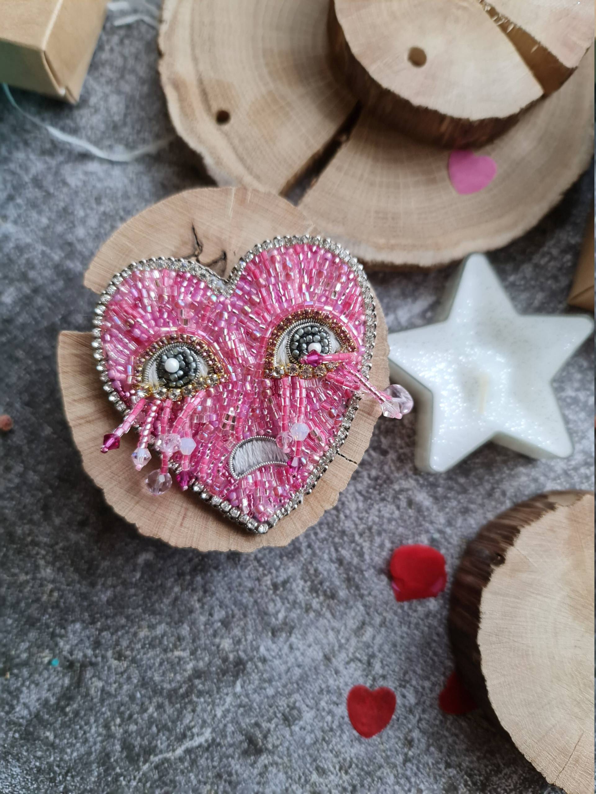 Rosa Herz Pin, Perlenschmuck, Süßes Geschenk Für Sie von RdjewelryDesigns