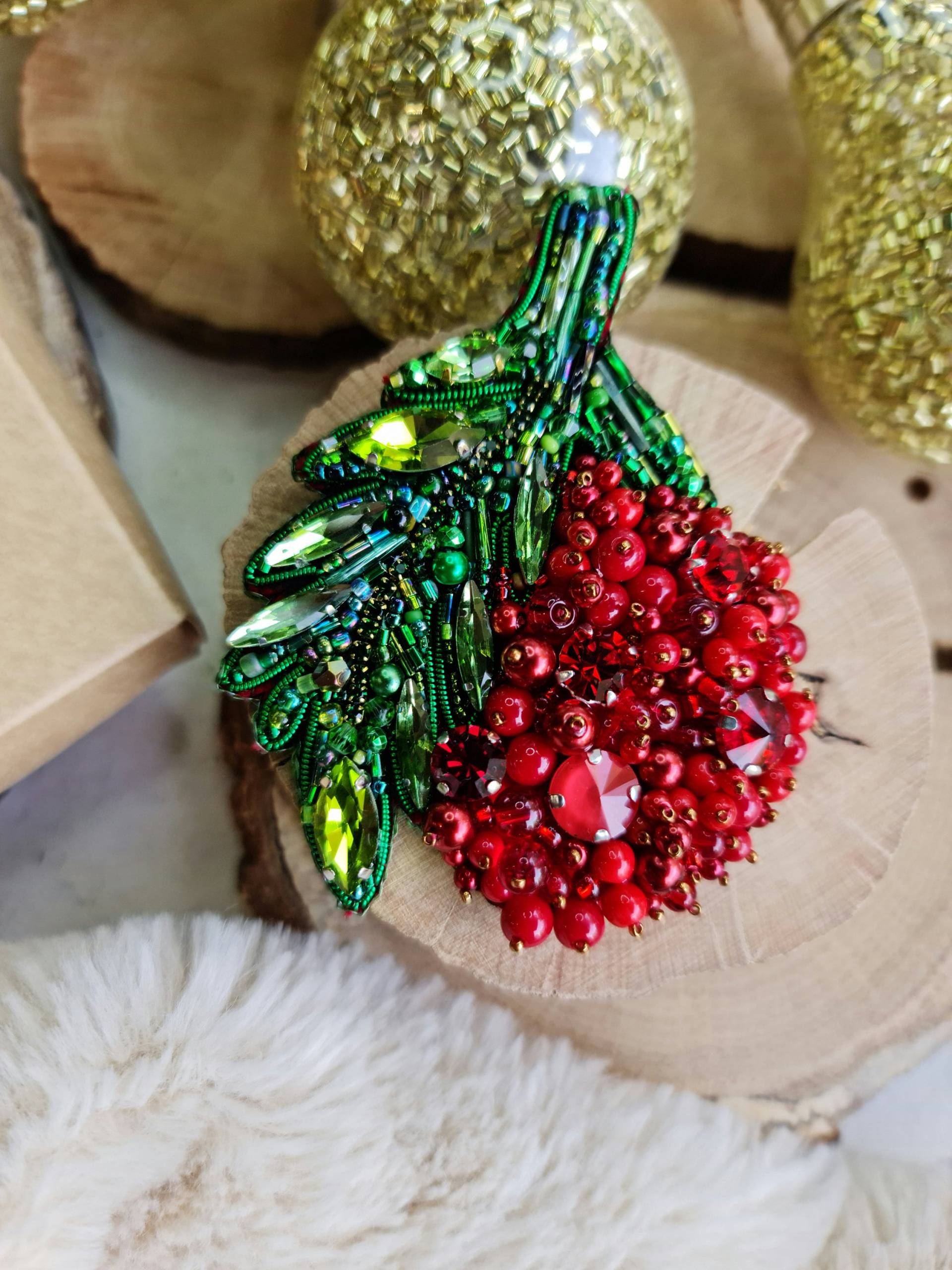 Rote Blumen Brosche, Ukraine Viburnum, Geschenk Für Muttertag Rote Blumen Brosche, Ukraine Viburnum, Geschenk Für Muttertag von RdjewelryDesigns