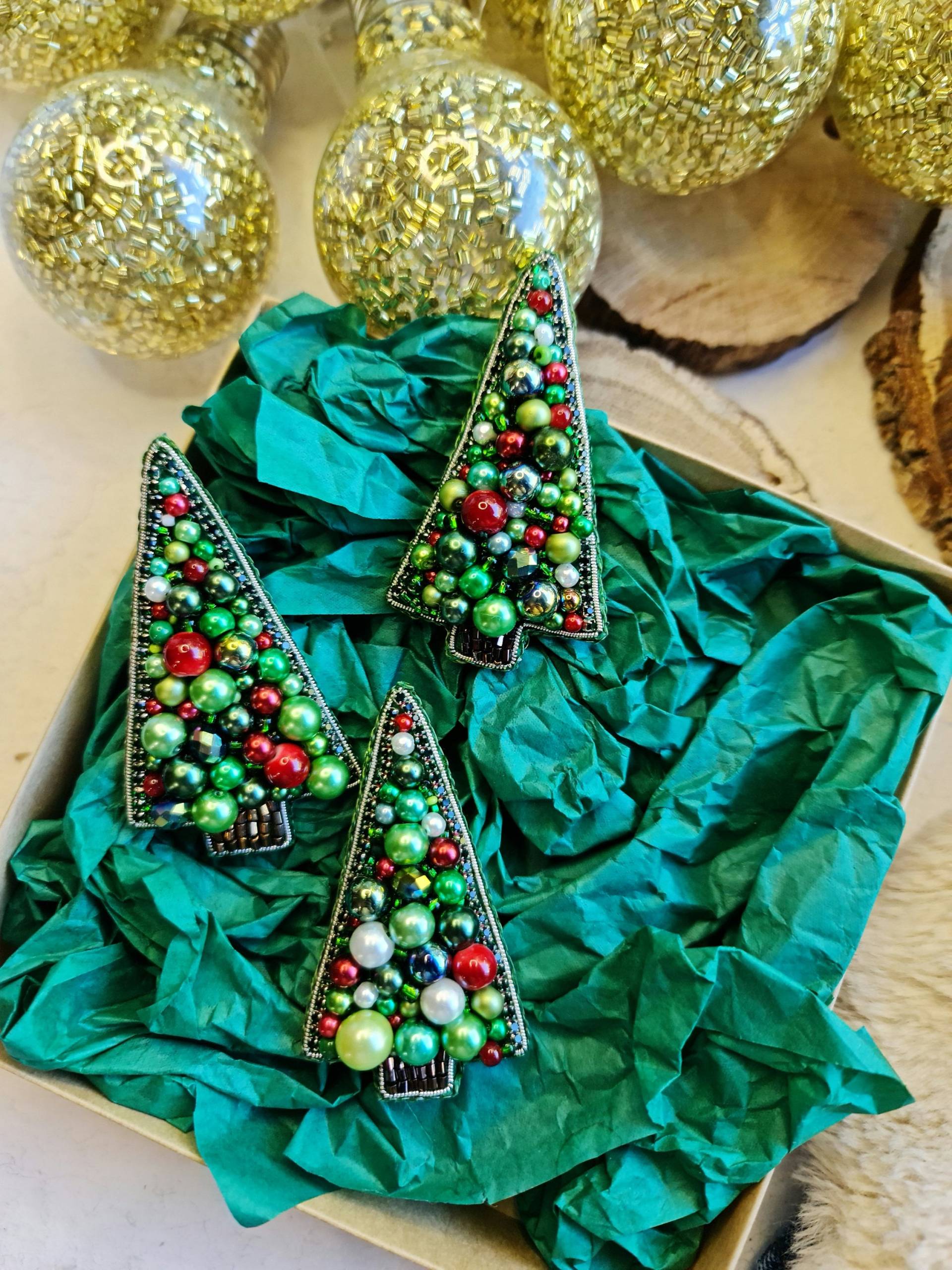 Weihnachten Pin Und Brosche, Weihnachtsbaum Pin, Weihnachtsgeschenk von RdjewelryDesigns