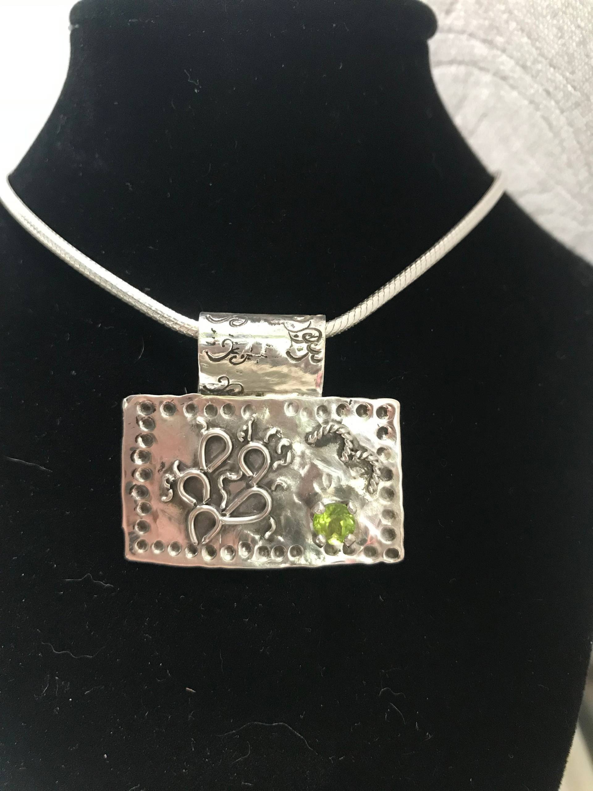 Sonnenaufgang in Der Wüste, Sterling Silber Mit Peridot Stein Sonnenaufgang in Der Wüste, Sterling Silber Mit Peridot Stein von Rdrhinestoneranch