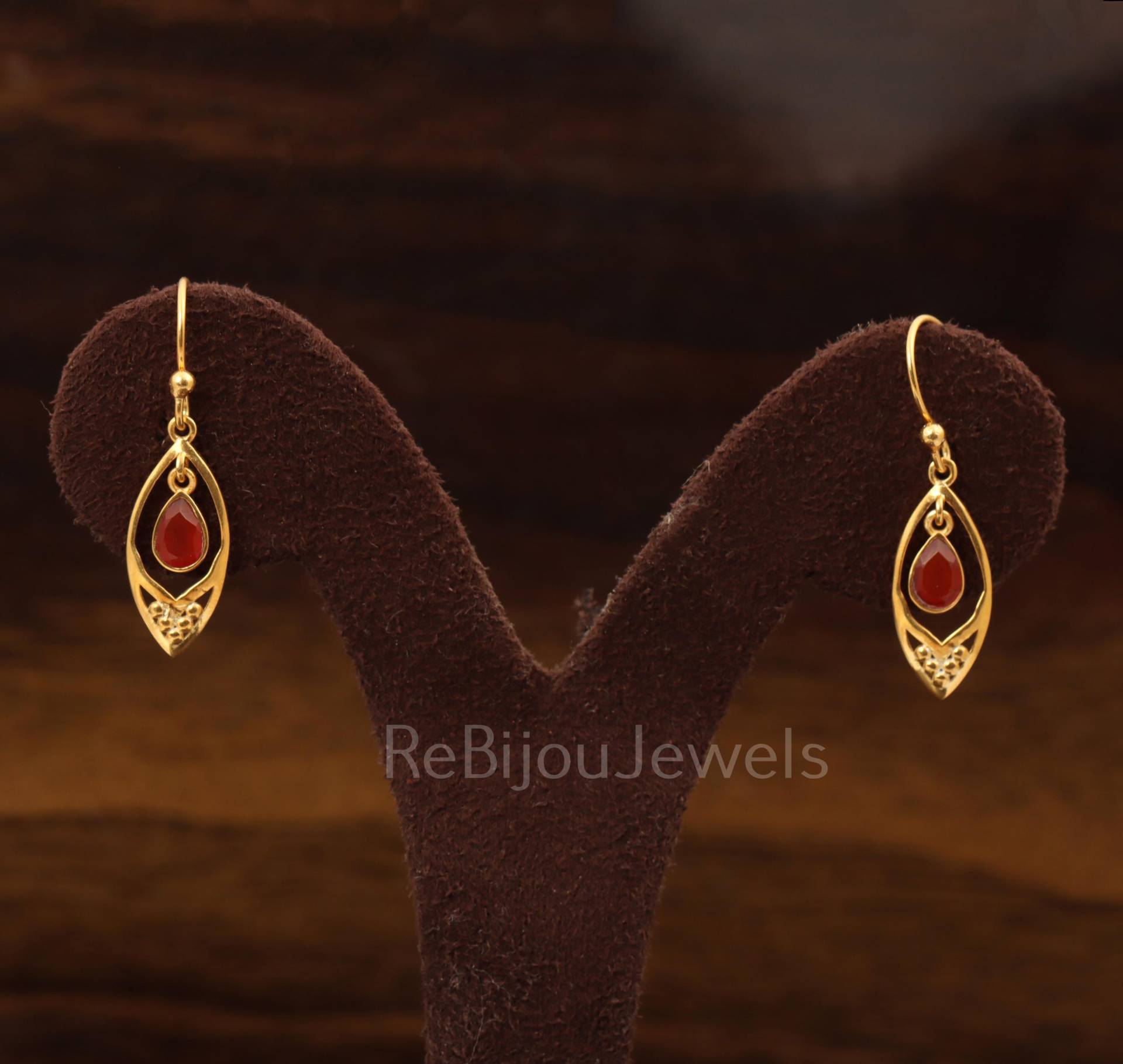 Natürliche Rote Jaspis Ohrringe, 14K Gold Elegante Pear Cut Schmuck, Baumeln Ohrringe Für Frauen von ReBijouJewels