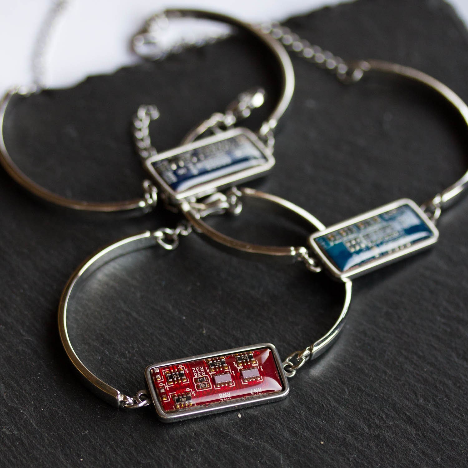 Armband Aus Recycelter Platine, Edelstahl, Einzigartiger Unisex-Schmuck von ReComputing