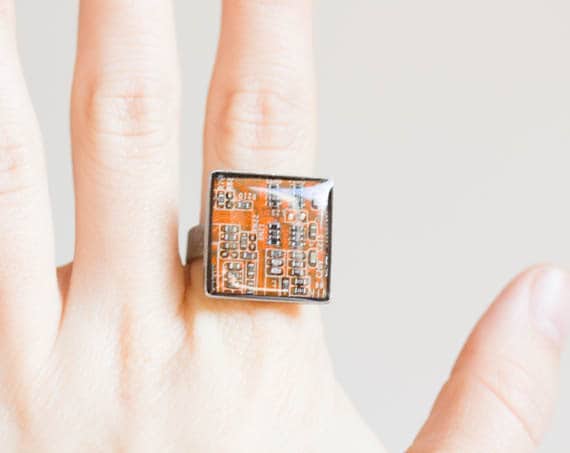 Eckiger Cocktail Ring - Platinen Computer Schmuck Geekery von ReComputing