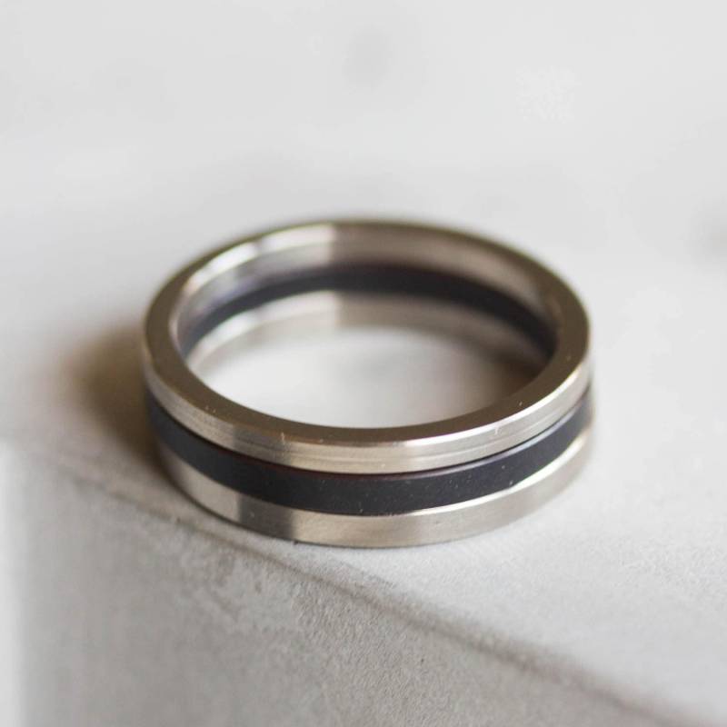 Einzigartiger Ring Aus Recycelten Schrauben Und Motorteilen - Unisex Ring von ReComputing