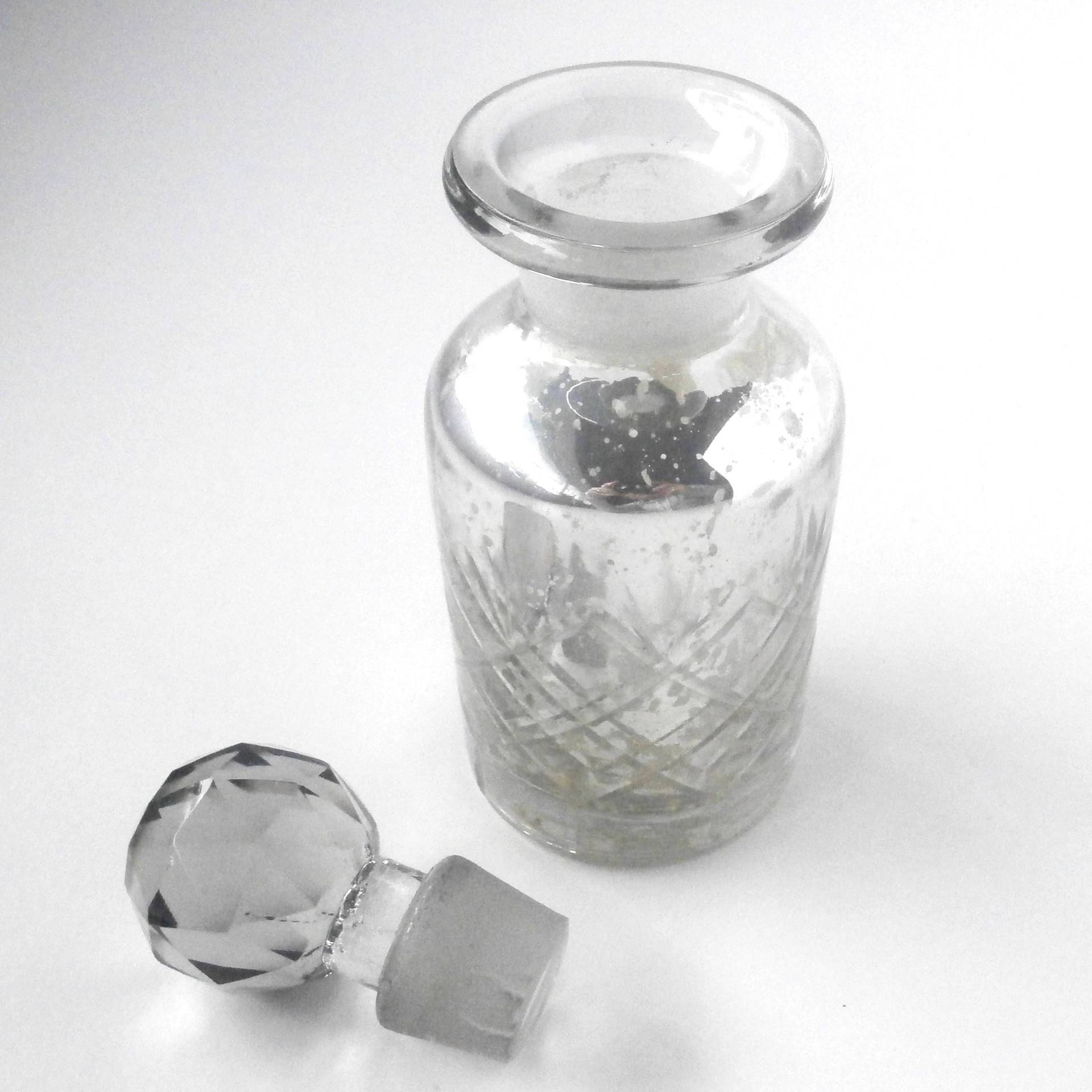 Vintage Shabby Parfüm Flasche - Sammler Duft Vintage Shabby Parfüm Flasche - Sammler Duft von ReTainReMakeReNew