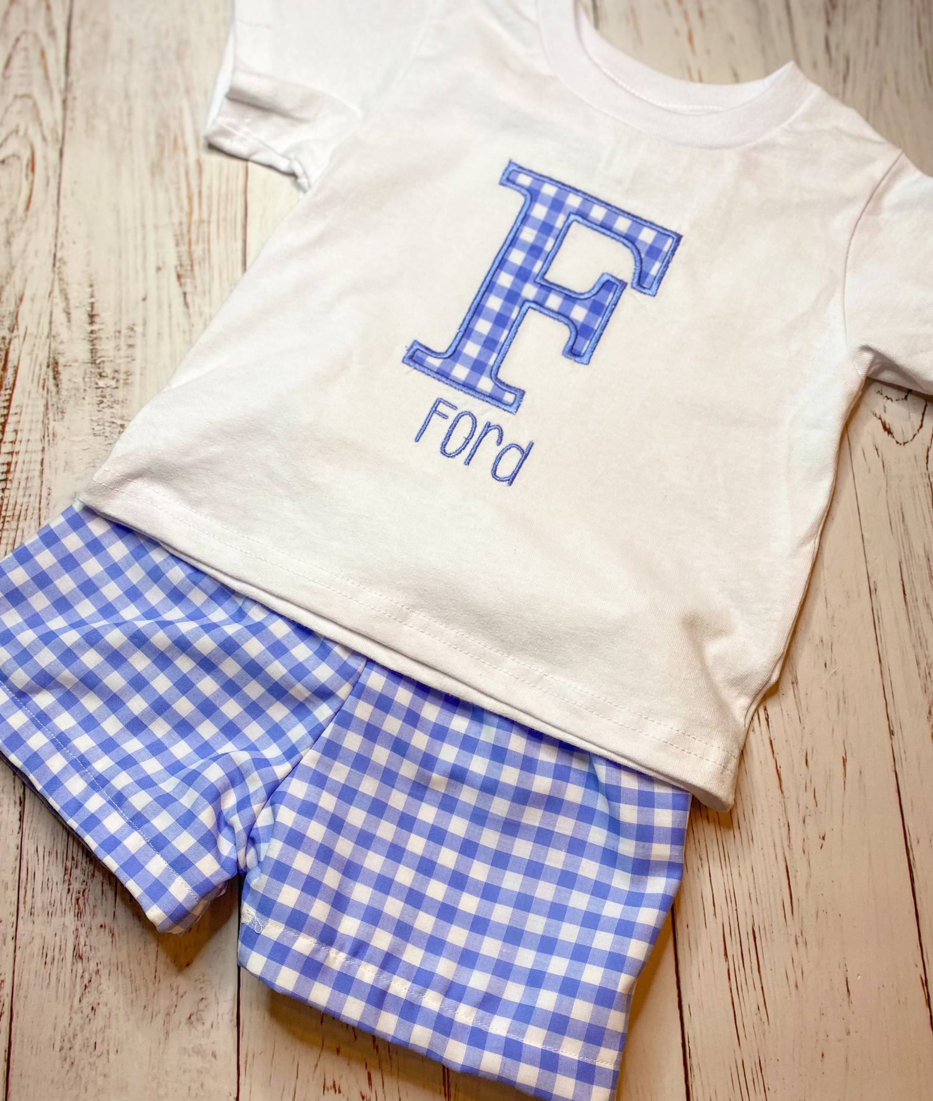 Mehr Farben, Monogramm Name Shirt Für Babys Und Kleinkinder, Junge Personalisierte Shirt, Baby Top Mit Monogramm, Kleinkind Tshirt von ReaReaJs