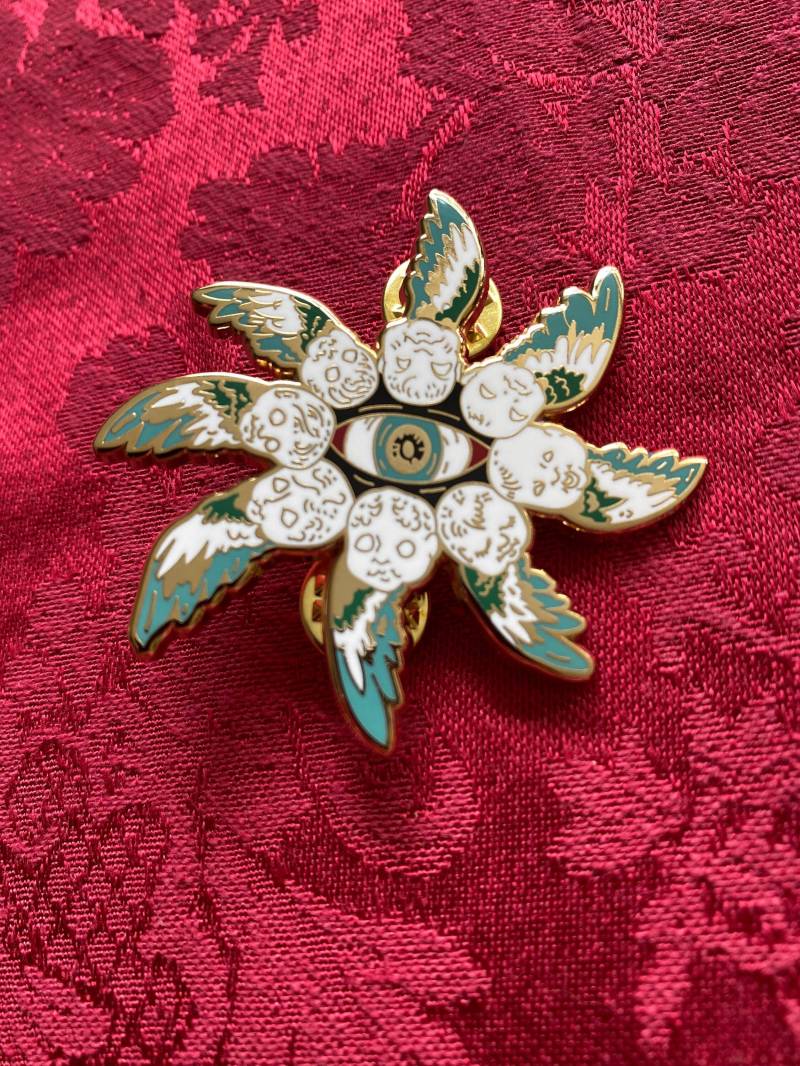 Thron, Emaille Anstecknadel von ReachingForDivine