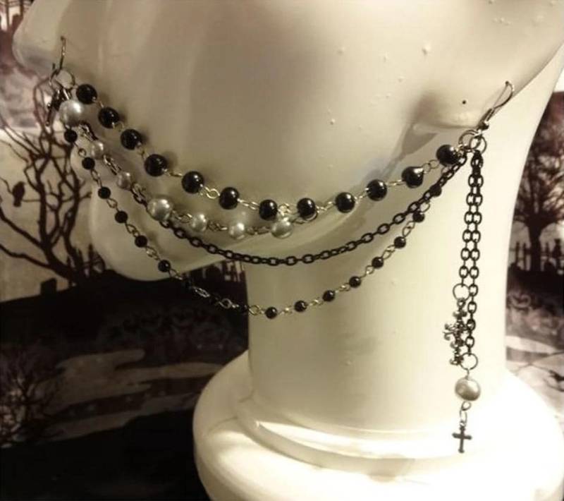 Der Ausstellungsmacher - Mehrsträngige Nasenkette Der Ausstellungsmacher - Mehrsträngige Nasenkette von ReactionBodyChains