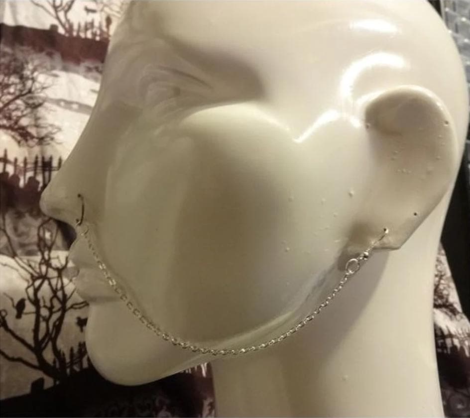 Nicht Durchbohrte Illusion Nose Hoop Single Chain - Dünne Kette Nicht Durchbohrte Illusion Nose Hoop Single Chain - Dünne Kette von ReactionBodyChains
