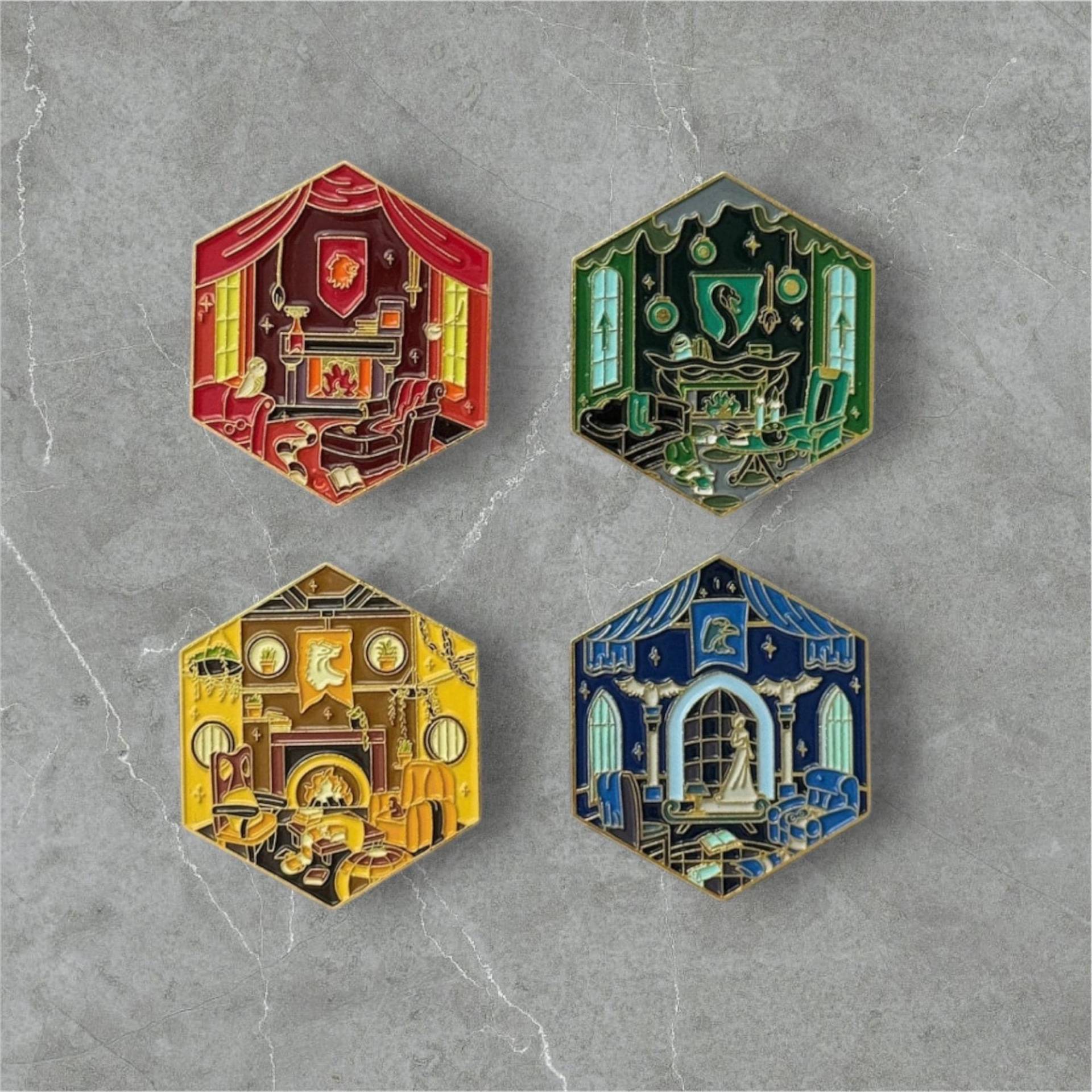 Gemeinschaftsraum Der Häuser - Emaille Pin | Potterhead Gemeinschaftsraum Der Häuser - Emaille Pin | Potterhead von ReadingBookShop