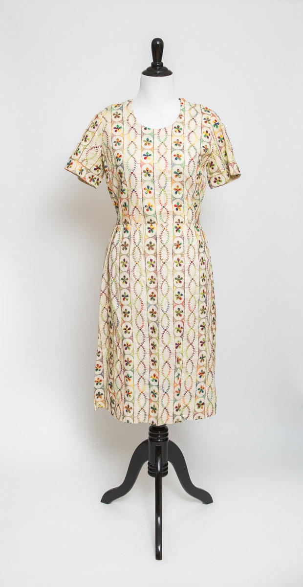 Fun Buntes Vintage Kleid von ReadyandMabel