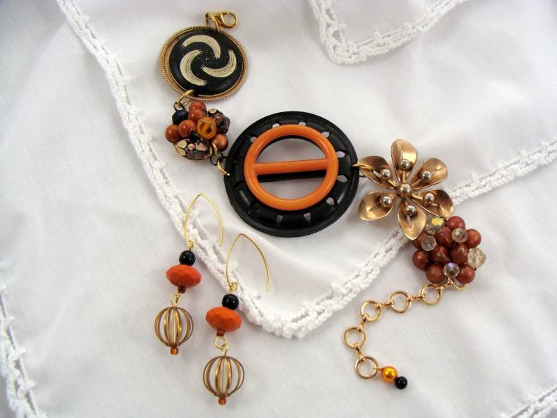 Jahrgang Geborgen Schmuck Assemblage Armband Ernte Edition - Reaganjuel von ReaganJuel