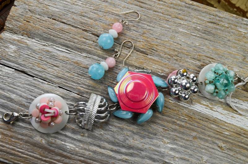 Jahrgang Geborgen Schmuck Assemblage Armband-Reaganjuel von ReaganJuel