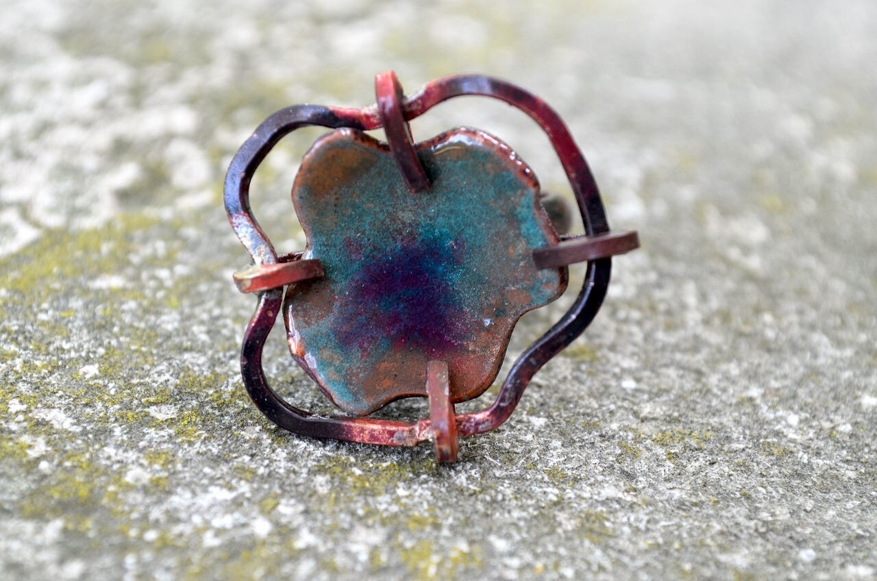 Sgraffito Emailliert Handgefertigte Kupferring Petrol/Pink/Gelb Emaille Graffiti Art Ring Von Hand Geschnitten, Hergestellt, Und Gebildet. Funky von ReaganJuel